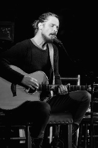 Още около края на Chris Cornell Още около края на Chris Cornell